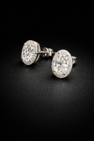 حلق الماس 2 قيراط